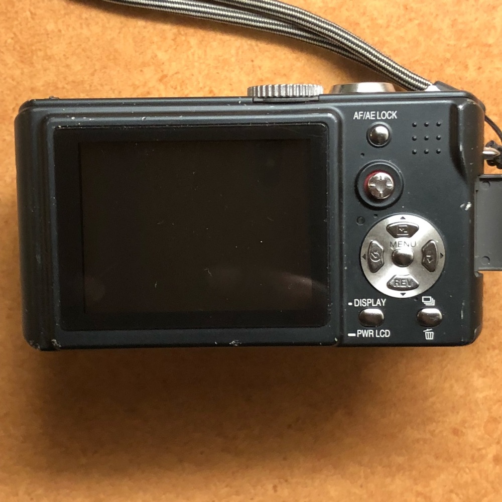 Camera - Picture 2 of 5